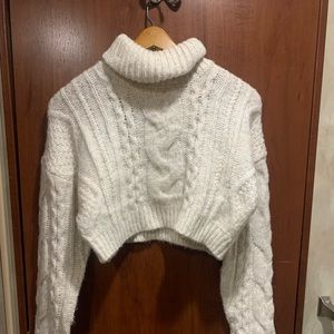Cute cream colored winter sweater it’s so warm and comfortable and soft